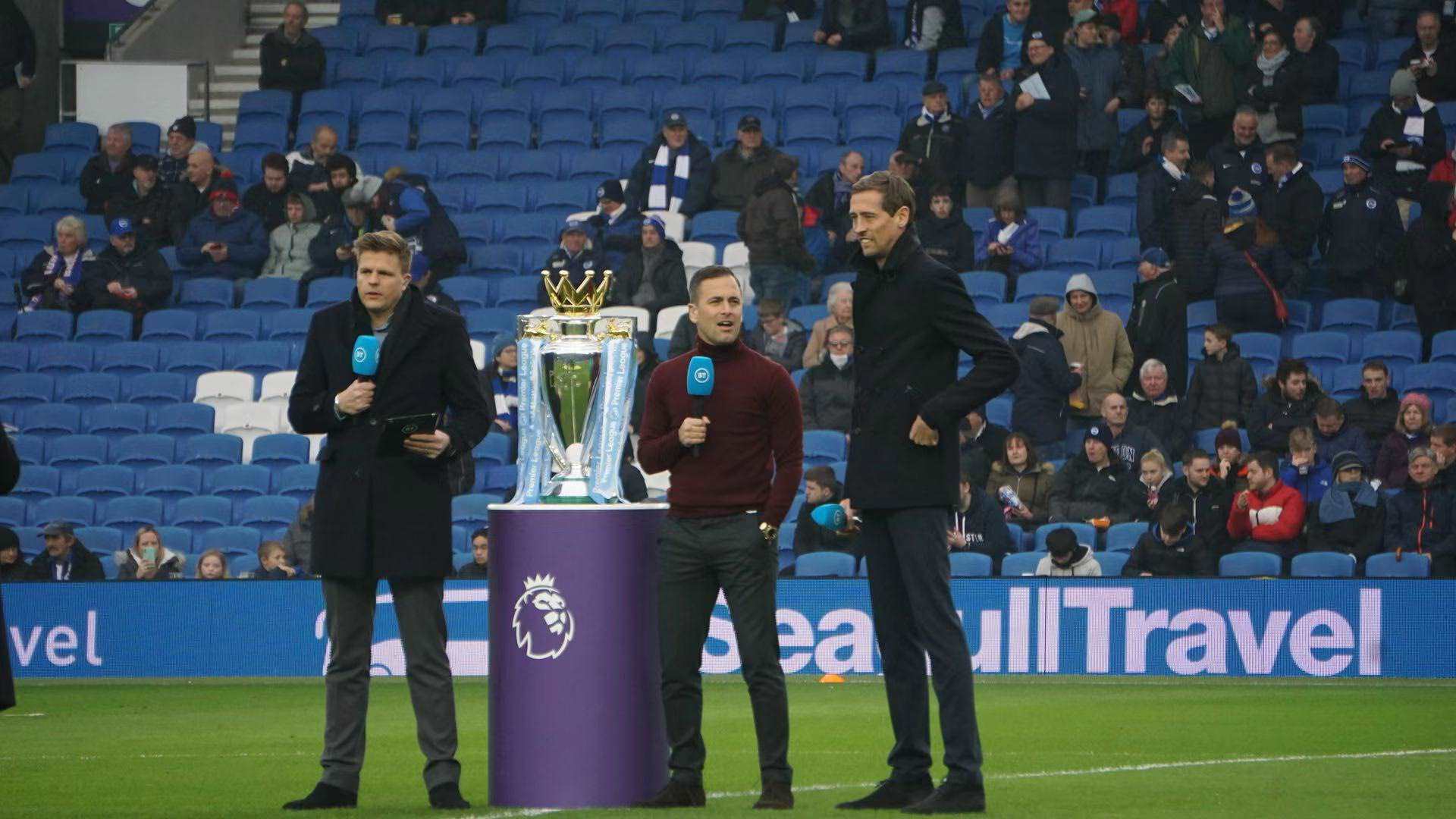 行业叙事往 行业叙事往